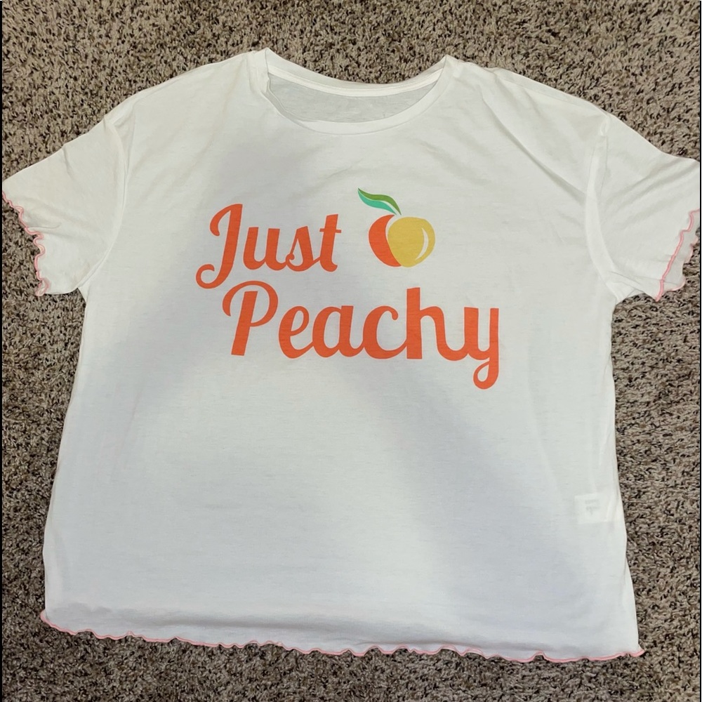 Pajama top with design from Amazon. Size XXL.